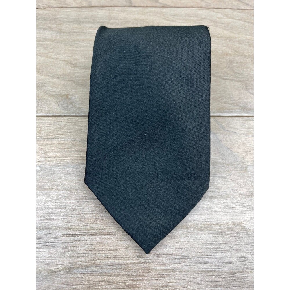 David Taylor Men's Black Solid Classic Length Polyester Tie